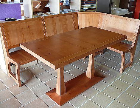 Mesa y banco para un rincn Muebles Recorio Cangas de Ons Asturias